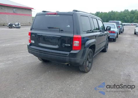 2015 Jeep Patriot Altitude Edition z USA, uszkodzony, nr VIN 1C4NJRBB3FD348429